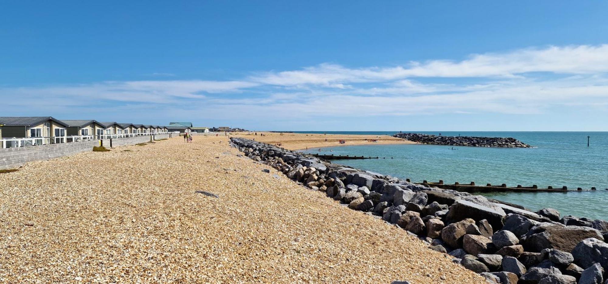 Amor, West Sands Holiday Park, Selsey Exterior photo